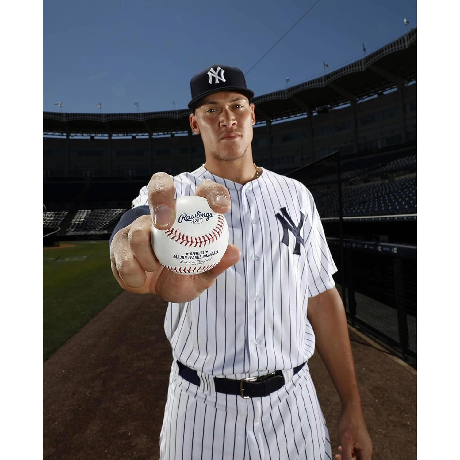 Pelota Oficial de Béisbol MLB 2025 Rawlings con Caja