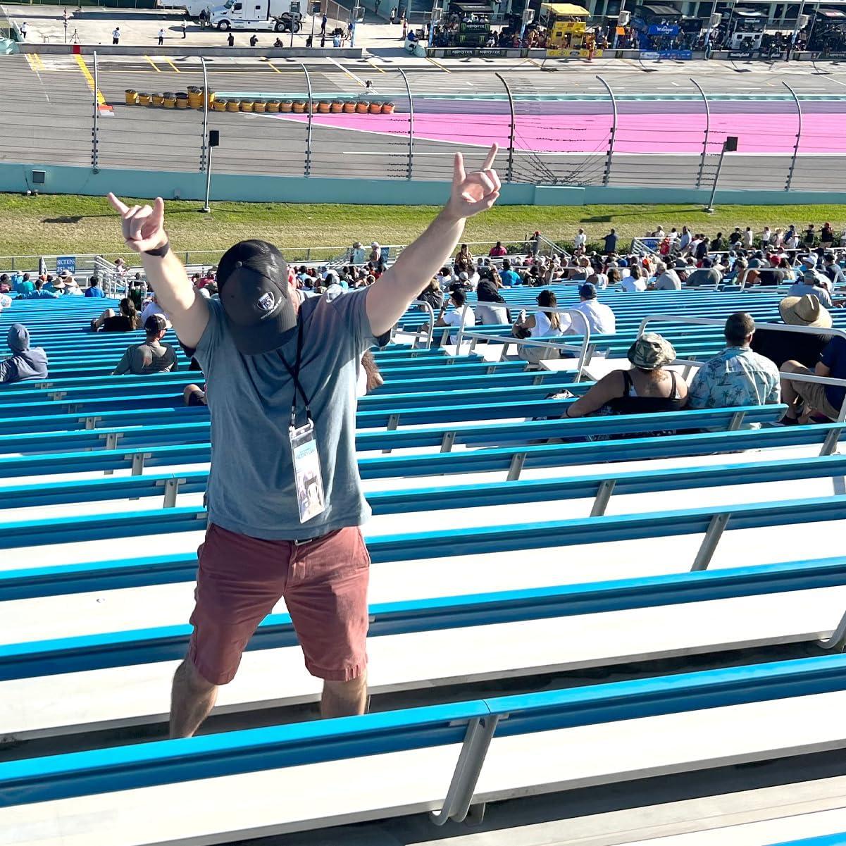 Paquete de 5 Sujetadores de Credenciales Specialist ID Negro