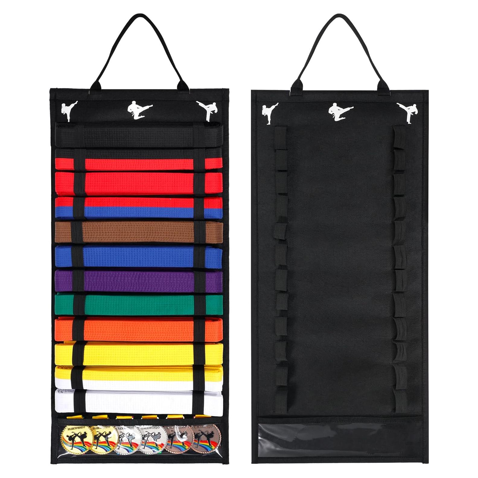 Soporte para Cinturones de Karate Winartton 12 Cinturones Fieltro