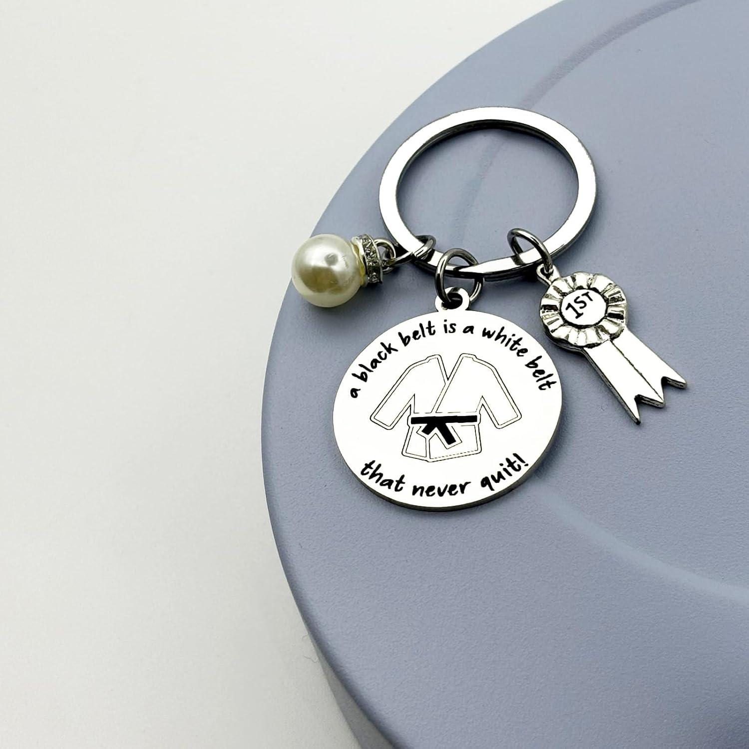 Llavero de Karate Acero Inoxidable 3cm - Regalo para Amantes