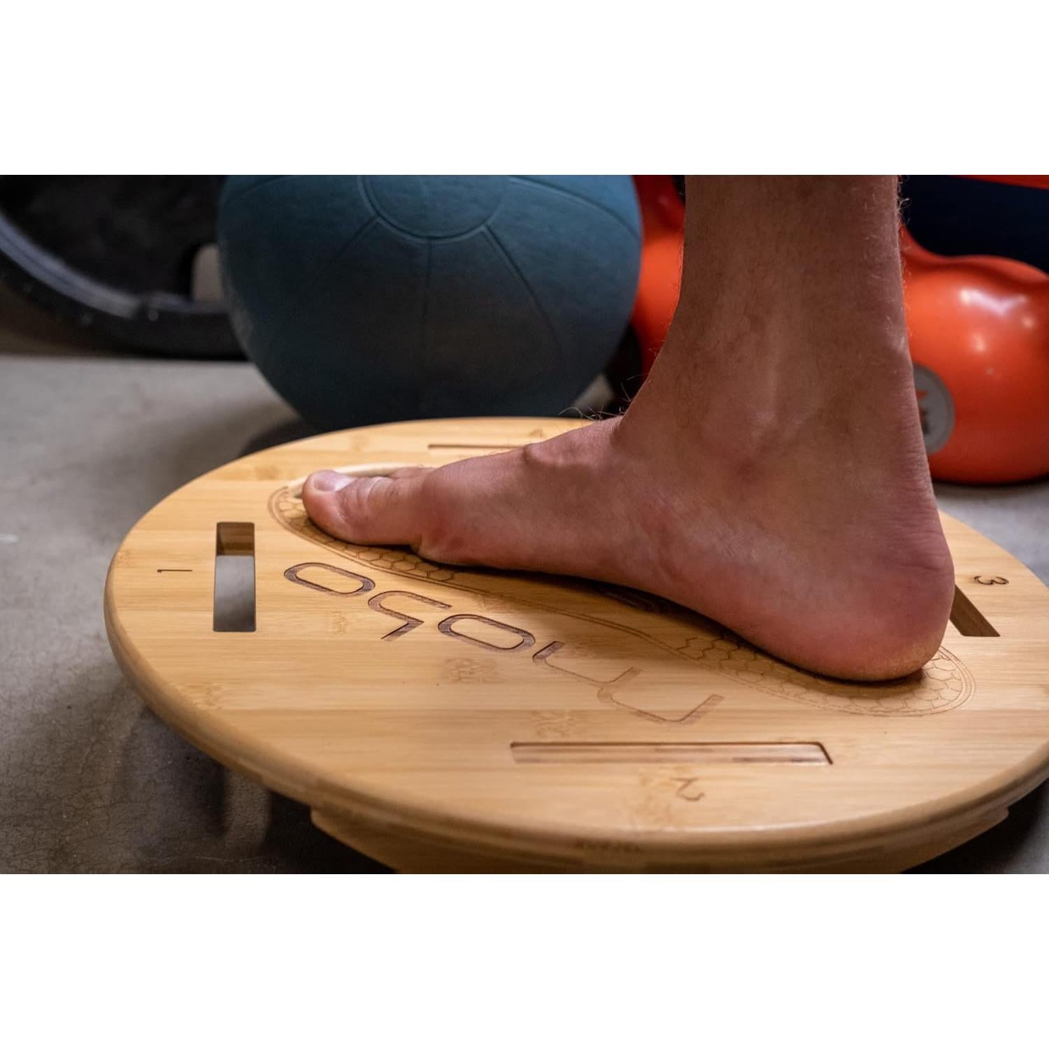 Tabla de Equilibrio MOBO de Bambú Natural - Soporta 136 kg