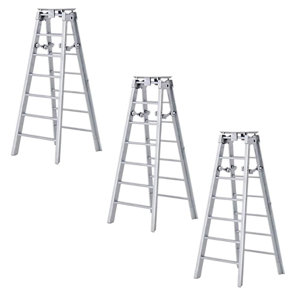 Juego de 3 Escaleras Plateadas Figures Toy Company 17.78cm