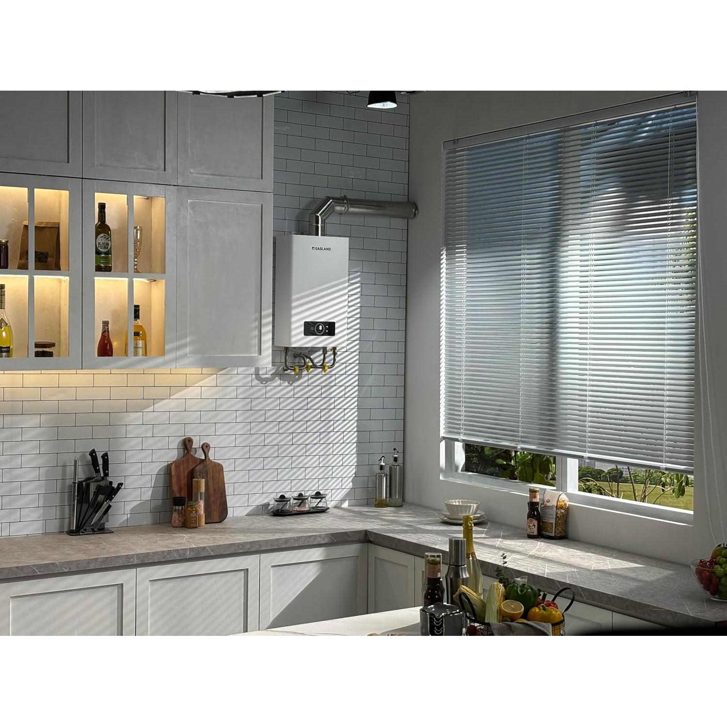 Calentador de Agua Sin Tanque GASLAND CS422LP 102,000 BTU 4.22 GPM