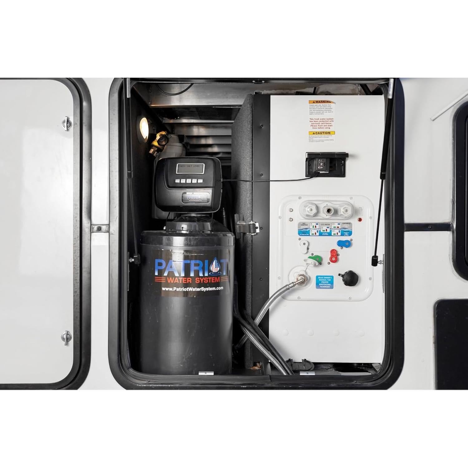 Ablandador de Agua Patriot Freedom RV - Compacto y Automático