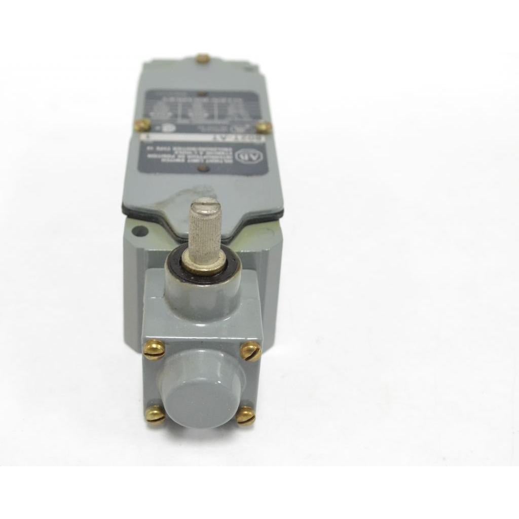 Interruptor de Límite Allen Bradley 802T-AT Oiltight 10A