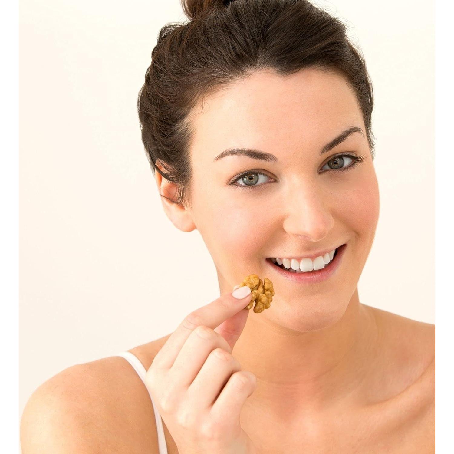 Nueces Orgánicas Germinadas Lark Ellen Farm 283.5g Sin Sal