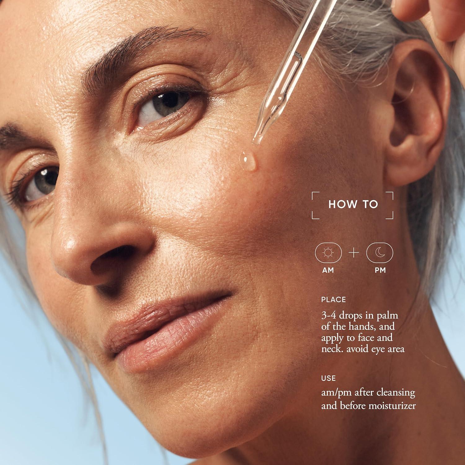 Suero Facial Reafirmante Filosofía 29.57 ml - Vitamina C, E y Ácido Hialurónico