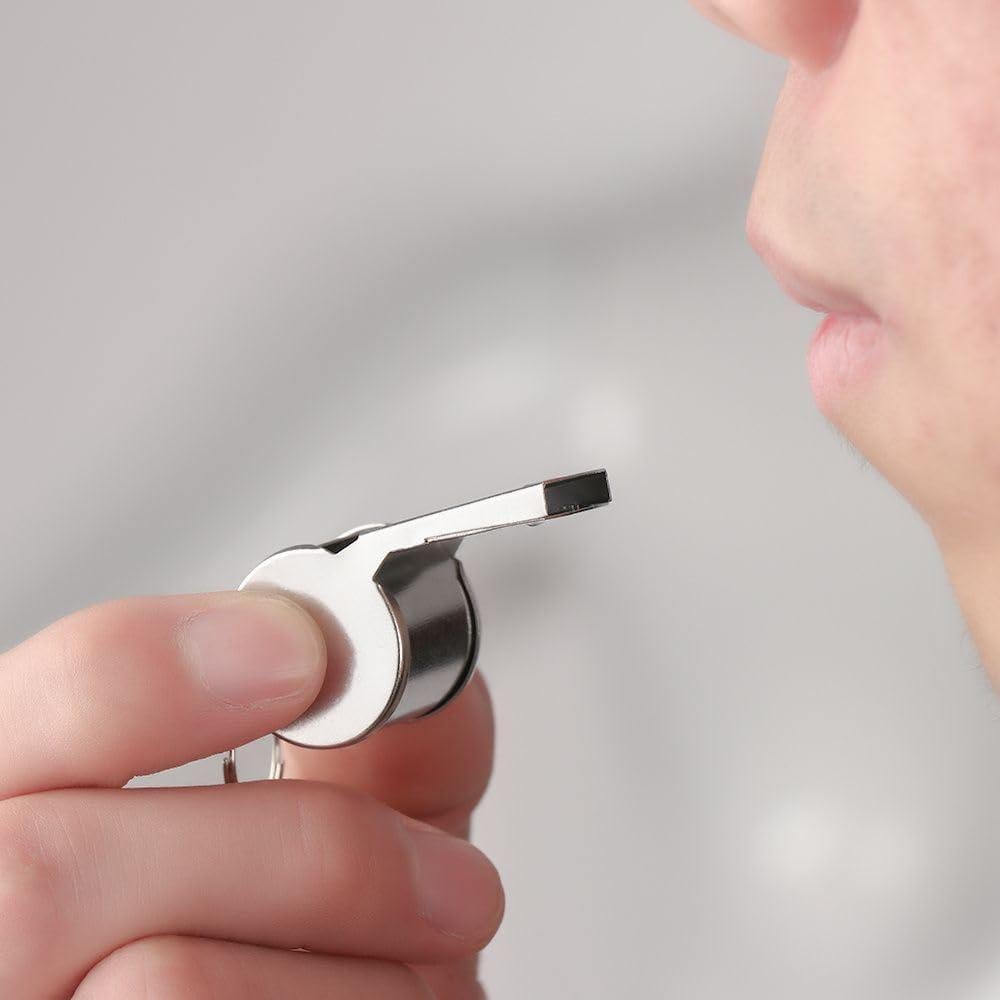 Silbato de Metal WLngtv con Cordón Negro para Deportes