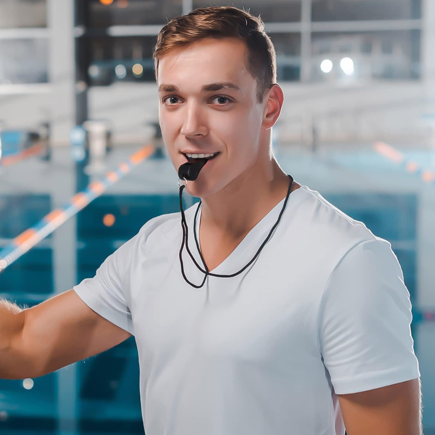 Silbatos de Plástico Arbootjin - Paquete de 4 Colores con Cordón