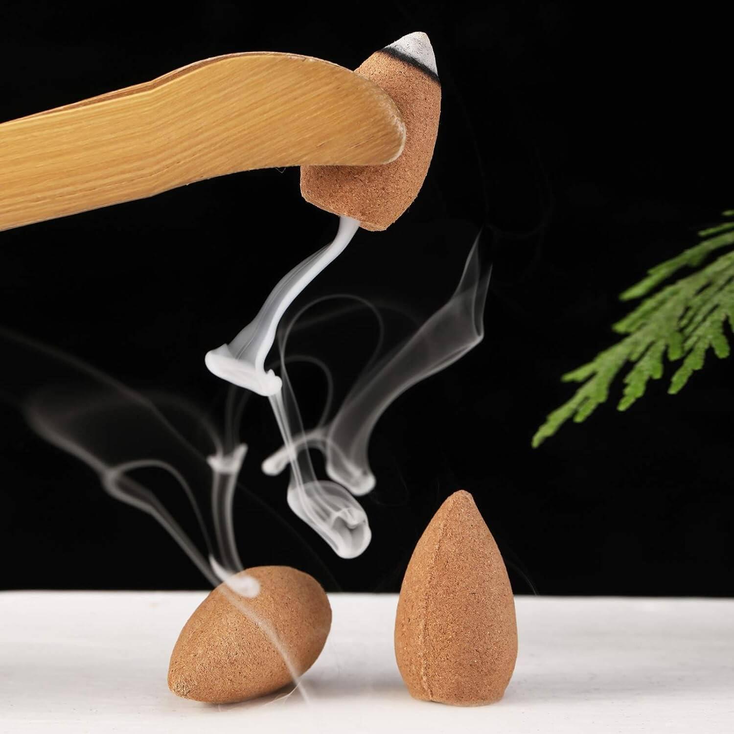 Conos de Incienso de Retroceso Kkoeop - 6 Aromas Relajantes