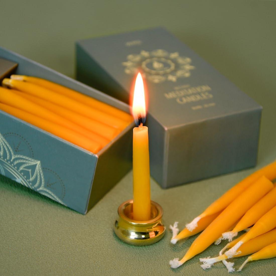 Set de 20 Velas de Cera de Abeja Pura con Soportes de Latón