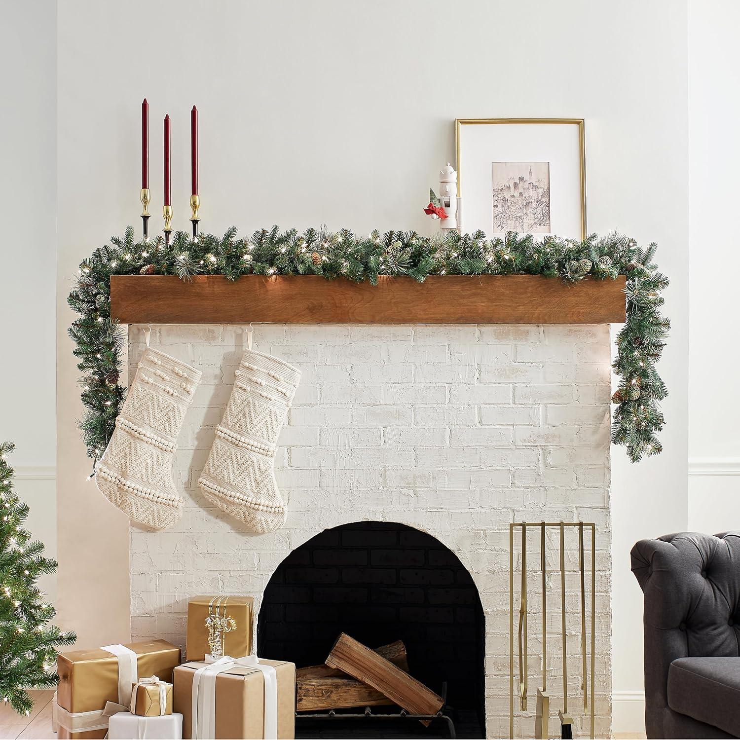 Guirnalda Navideña Artificial Preiluminada National Tree 2.74m