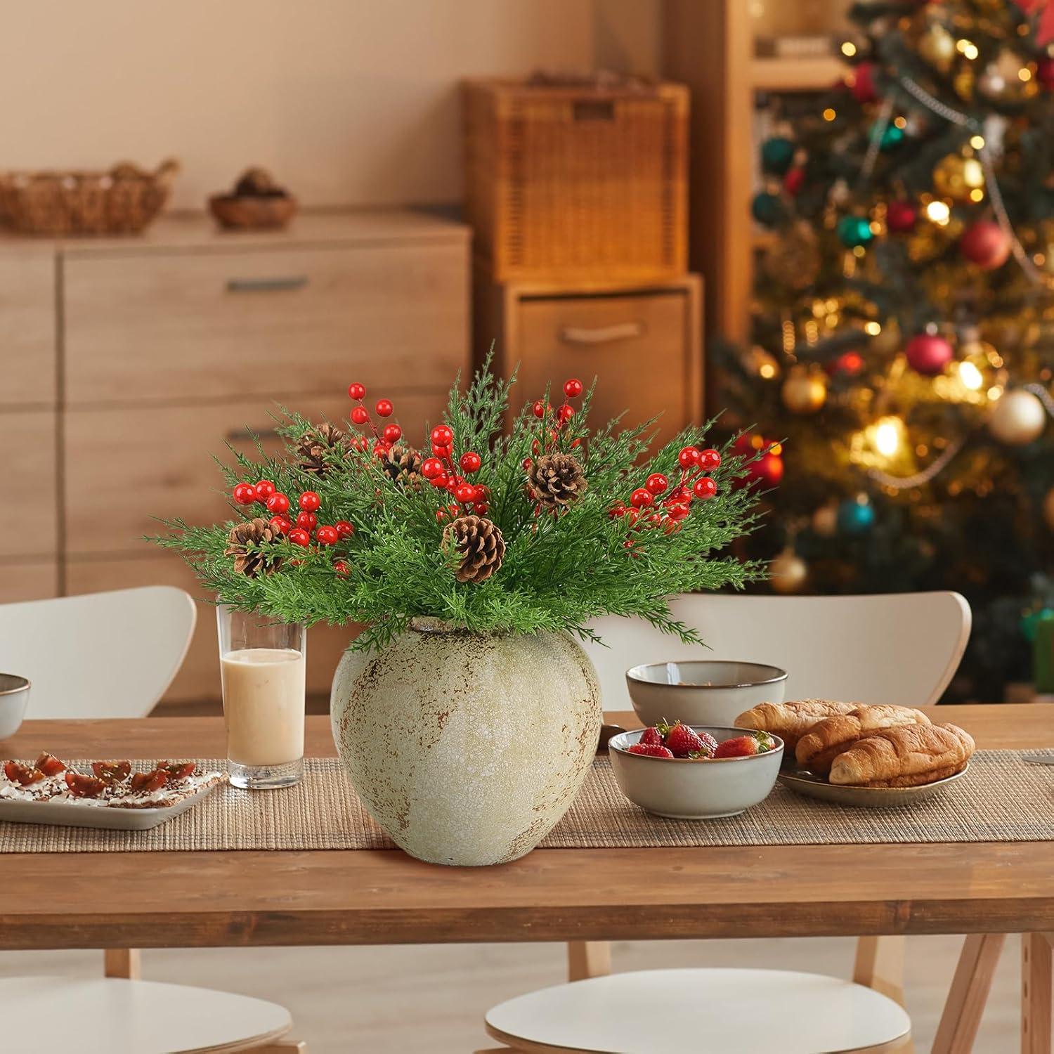 Juego de 55 ramas de pino artificial Letesult para decoración navideña