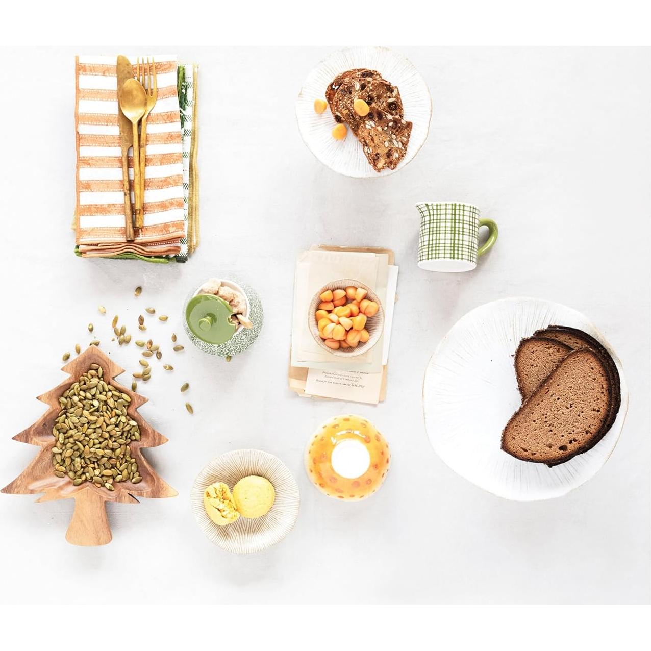 Cuenco decorativo en forma de árbol de Navidad Creative Co-Op 25.4x22.9 cm