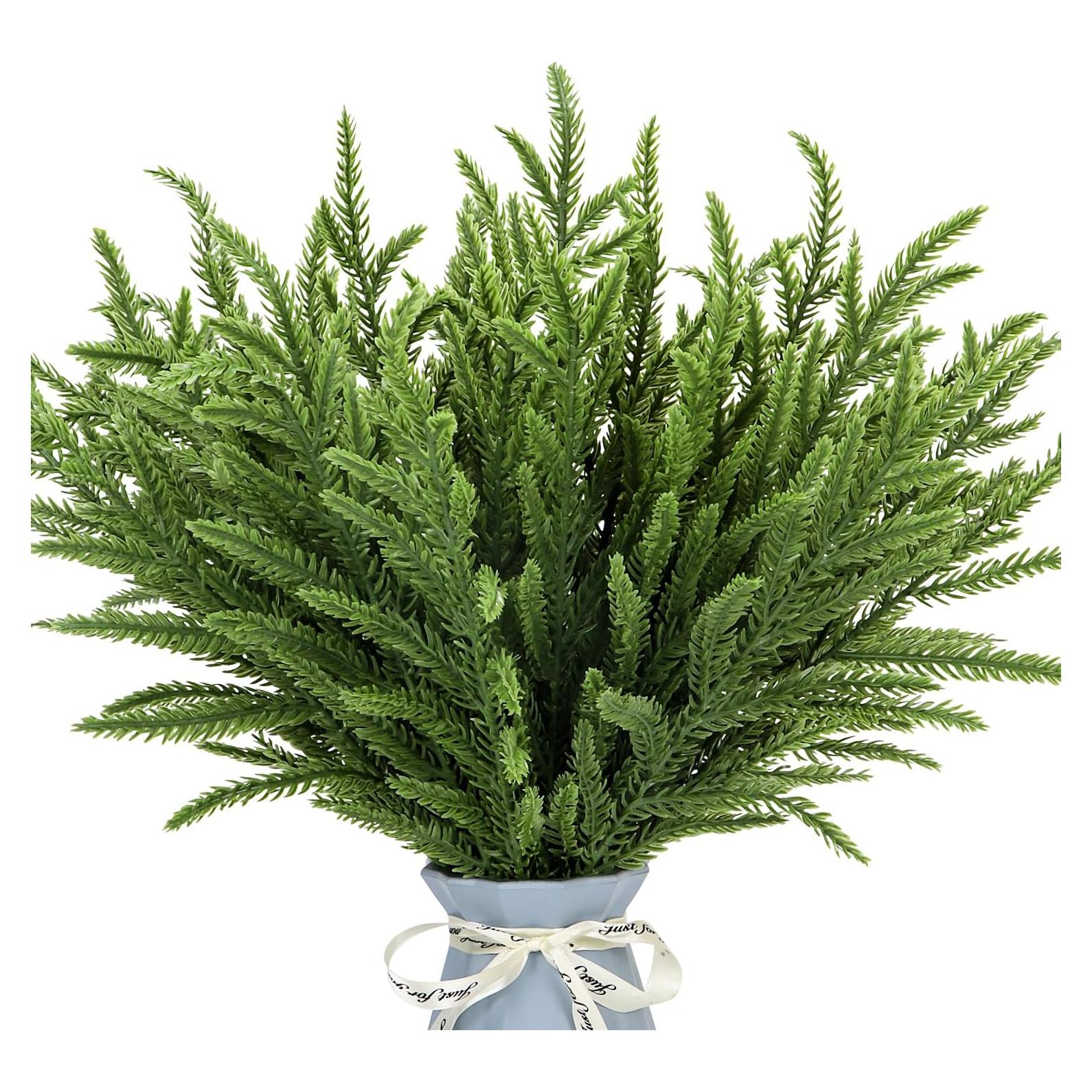 24 Ramas de Pino Norfolk Artificiales Kunjocy 34.3 cm Verde