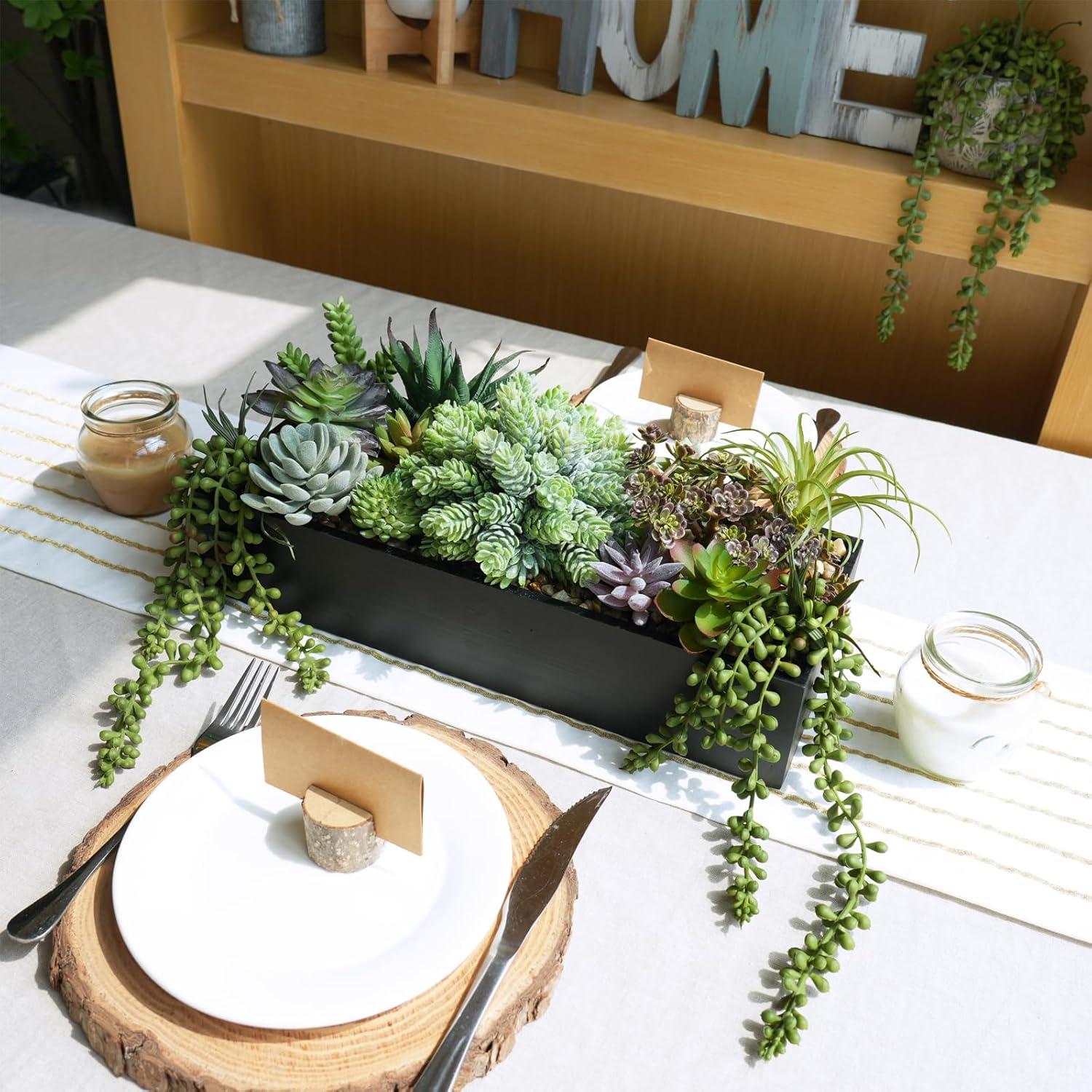Arreglo de Suculentas Artificiales Winlyn en Maceta de Madera