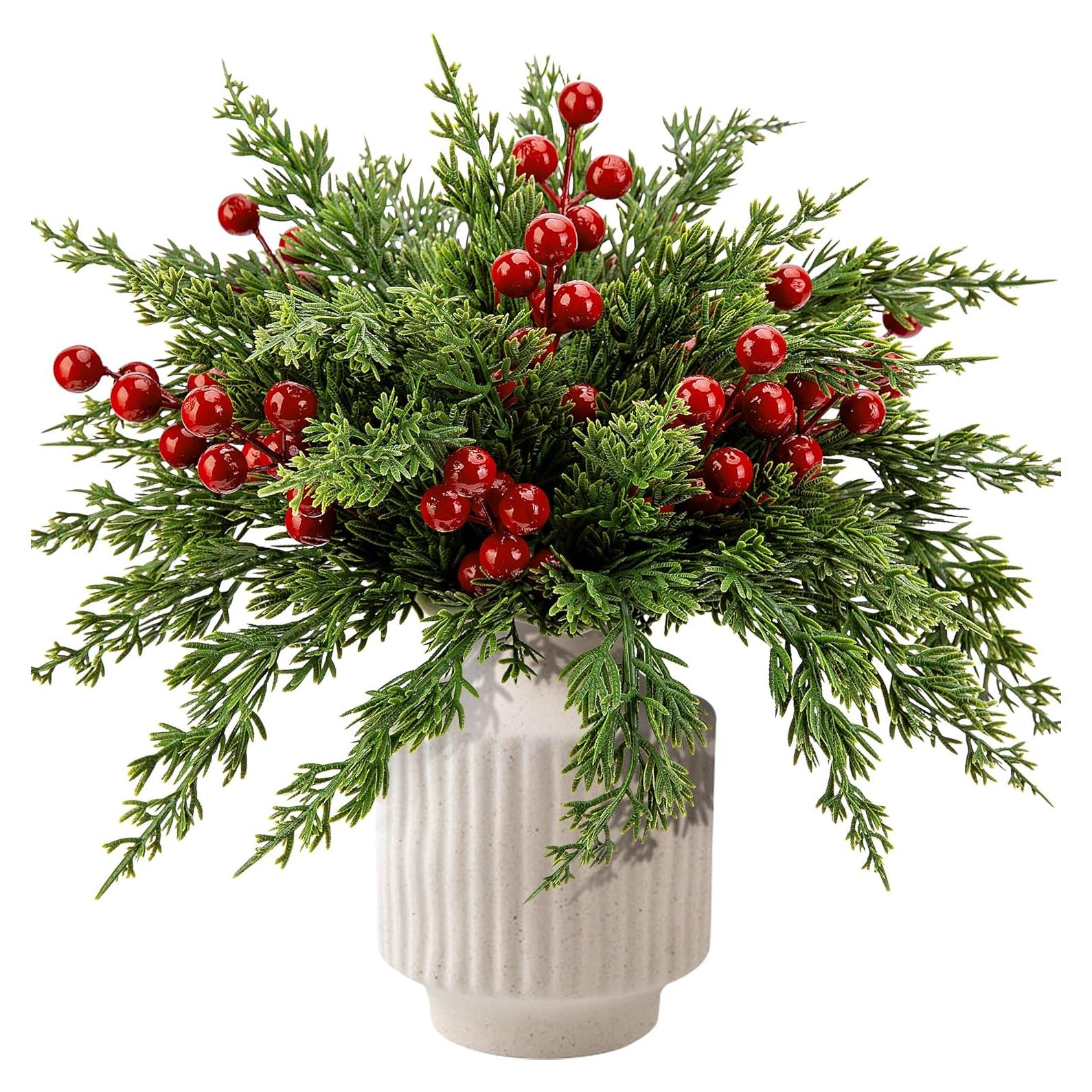 Ramas Artificiales de Pino Navideño Watayo 60 Pcs 26.67 cm