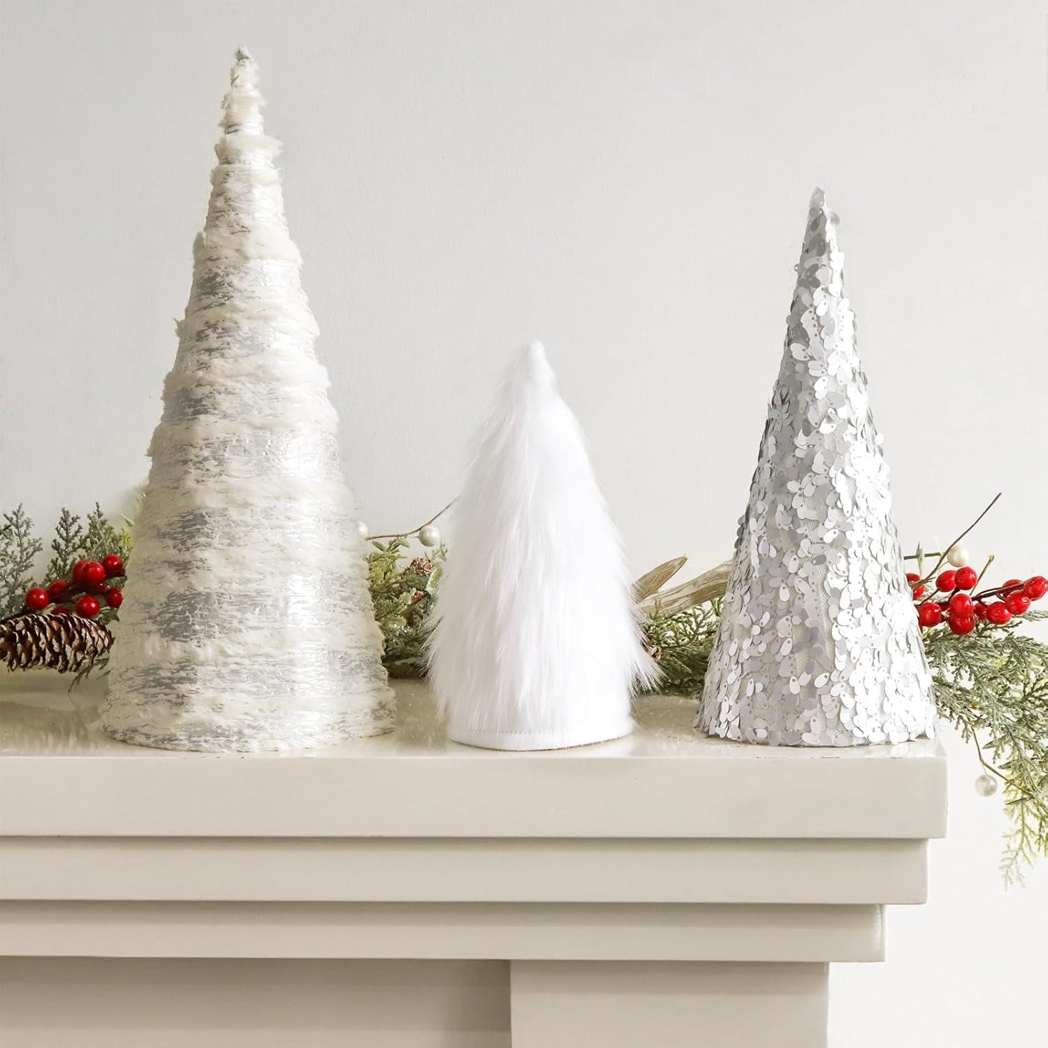 Conjunto de 3 Árboles de Navidad Cono Bunny Chorus 35cm