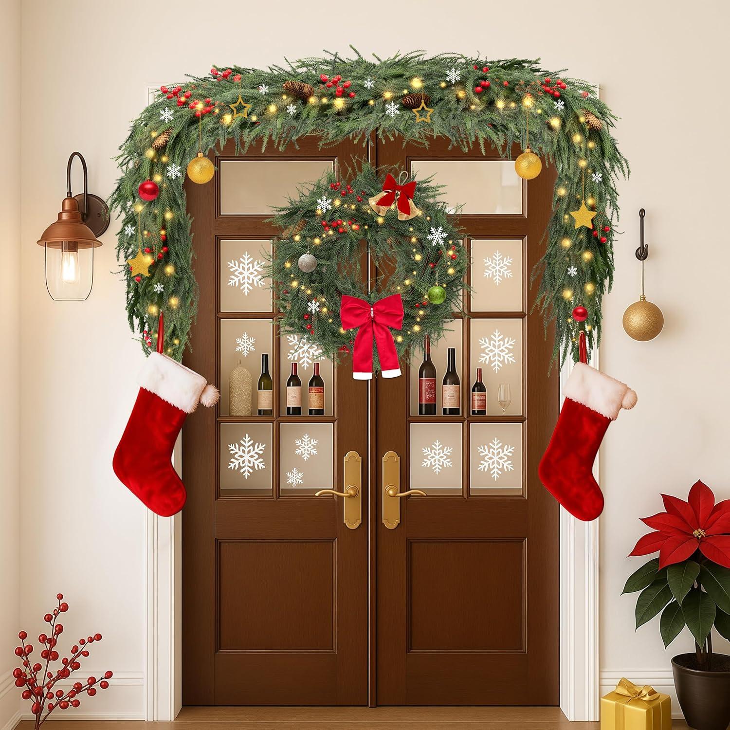 Guirnalda de Pino Norfolk 274 cm con Berries Rojas y Conos