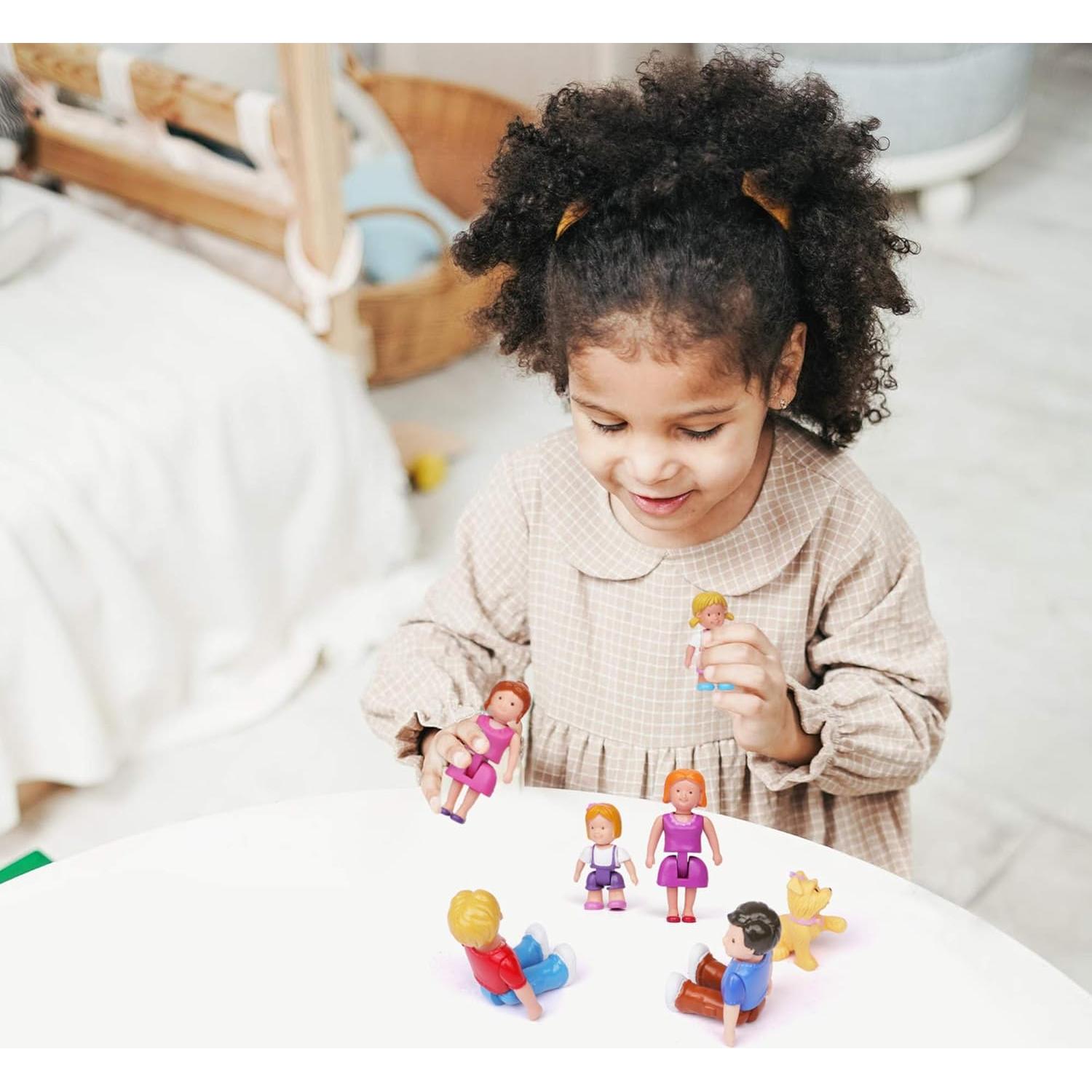 Figuras de Familia Playkidz - Set de 7 Personajes para Niños