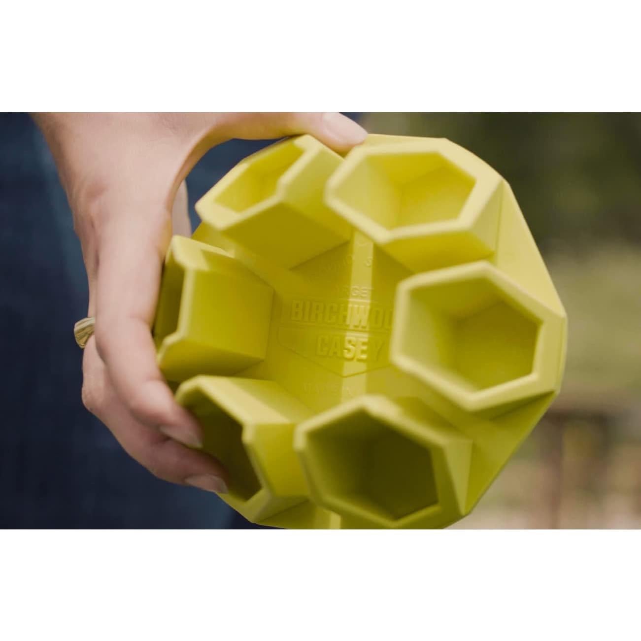 Bola de Objetivo Hexagonal Birchwood Casey 15.24 cm Alta Visibilidad