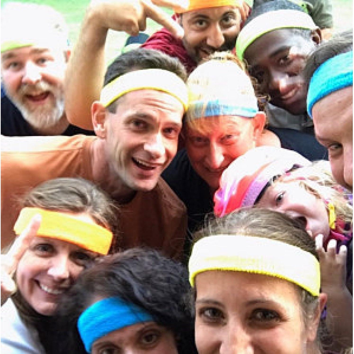 Bandas para Sudor Kenz Laurenz Diadema Elástica Roja 17.78x5.08cm