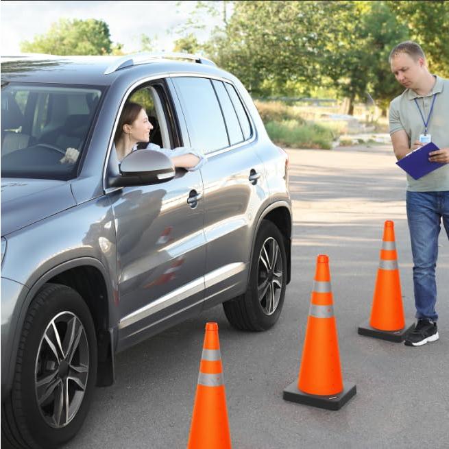 Cono de Seguridad Plegable BATTIFE 71 cm Naranja con Base Pesada