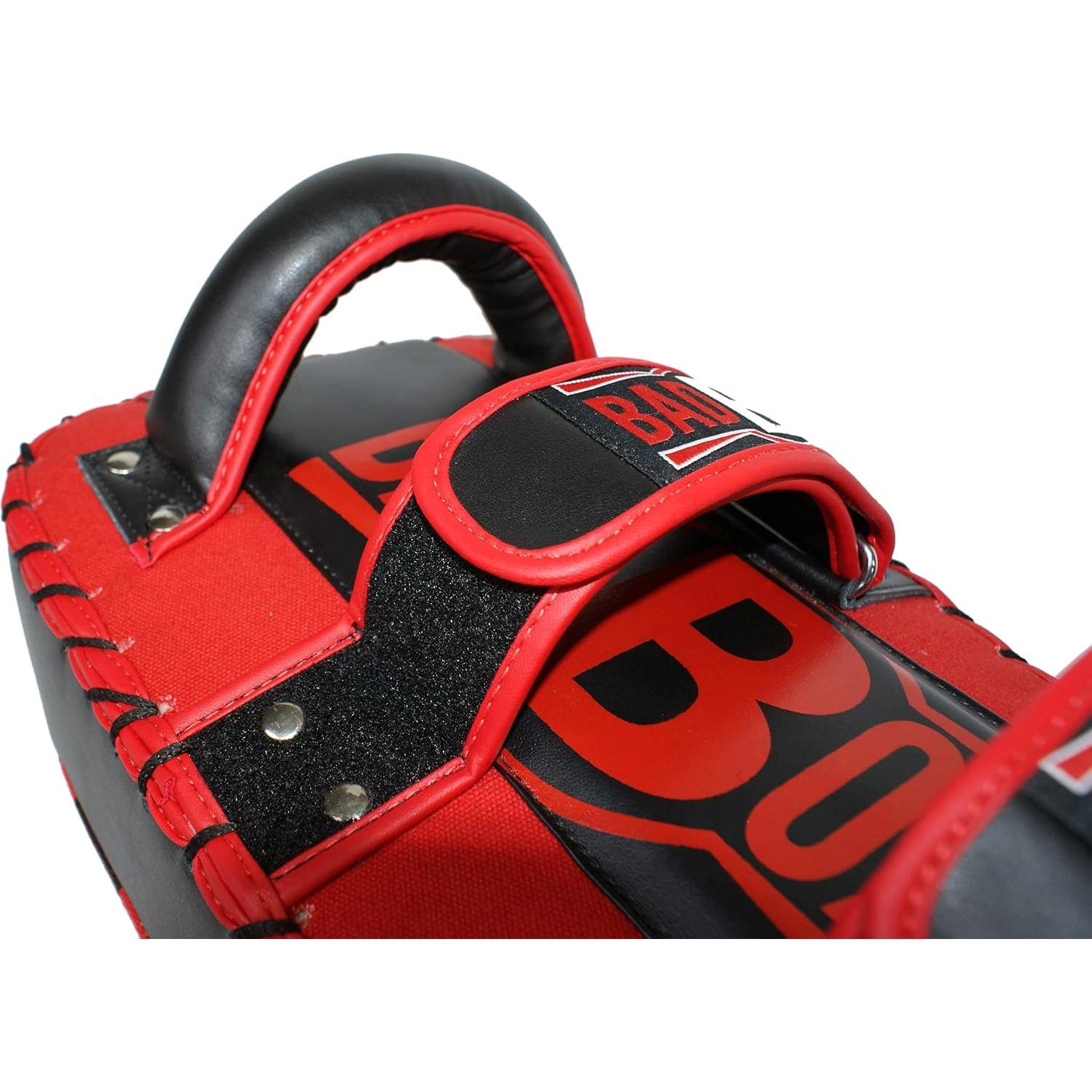 Pad de Boxeo Twister Kick Shield 100% Cuero Sintético Rojo/Negro