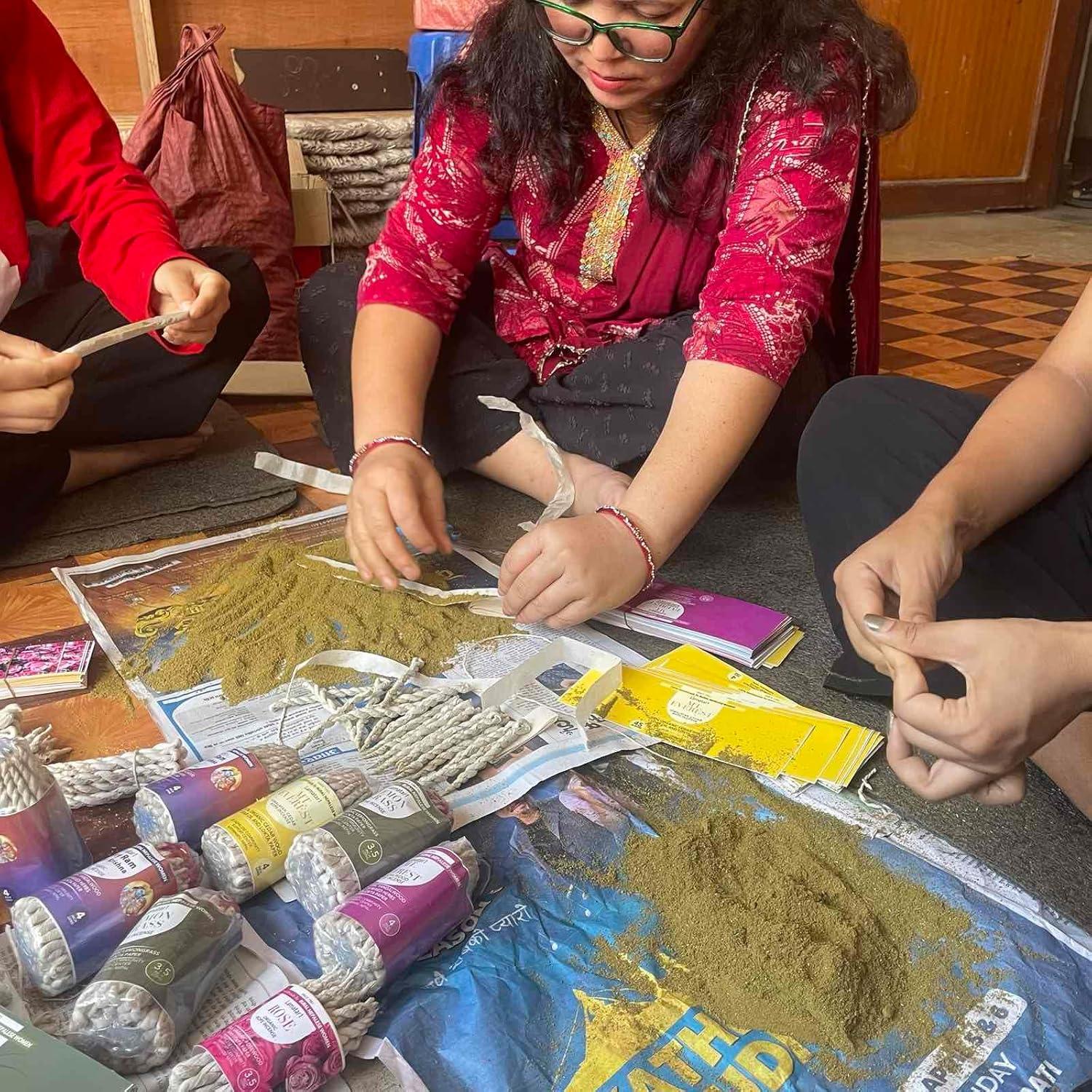 Incienso en Cuerda de Cedro Lamatar1 - Hecho a Mano - 2 Piezas