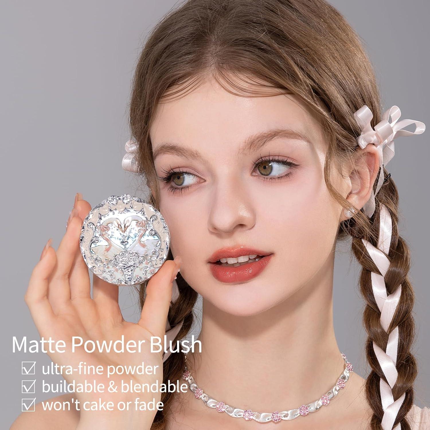 Rubor en Polvo Mate Flower Knows 4.8g 01 Cisne Niveo