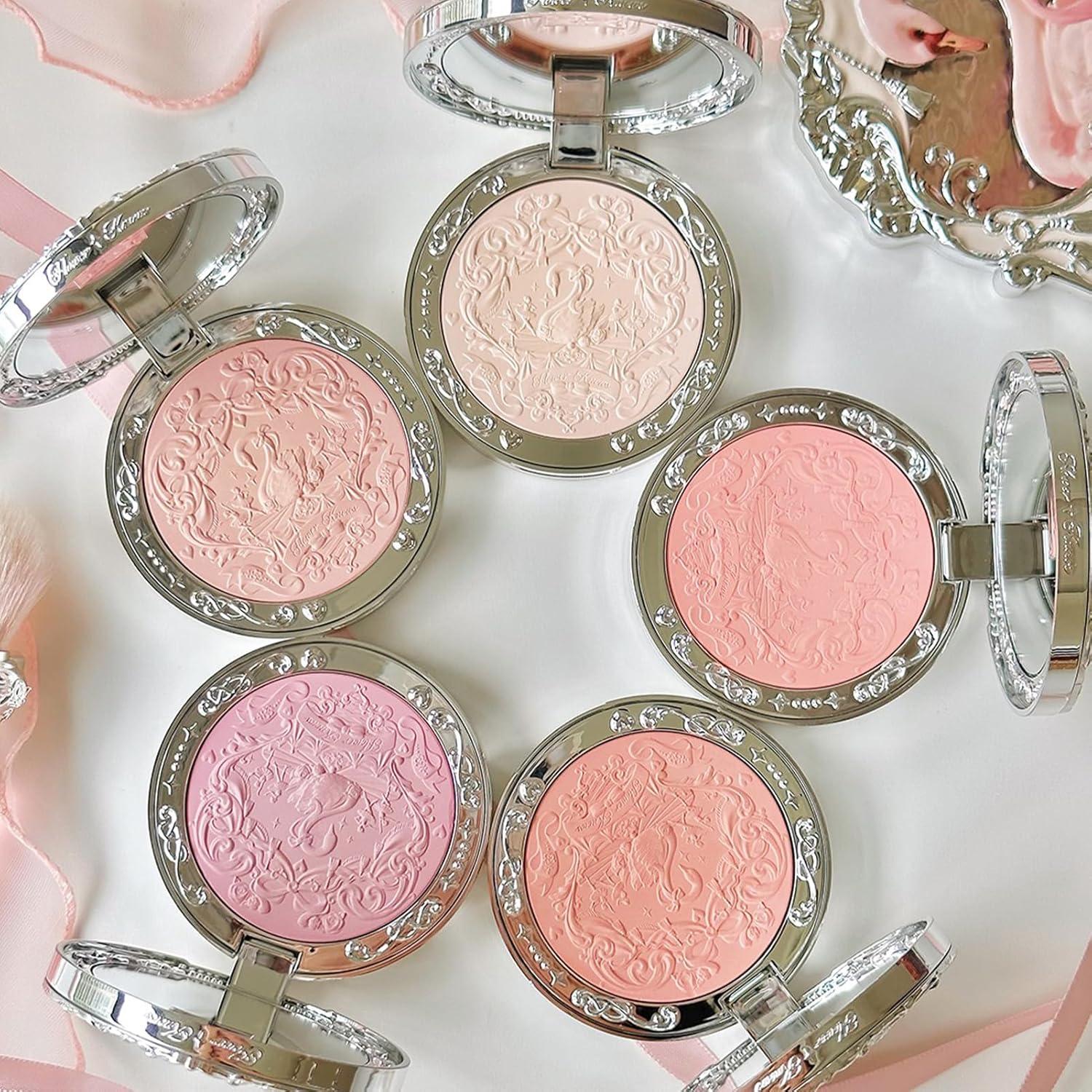 Rubor en Polvo Mate Flower Knows 4.8g 01 Cisne Niveo