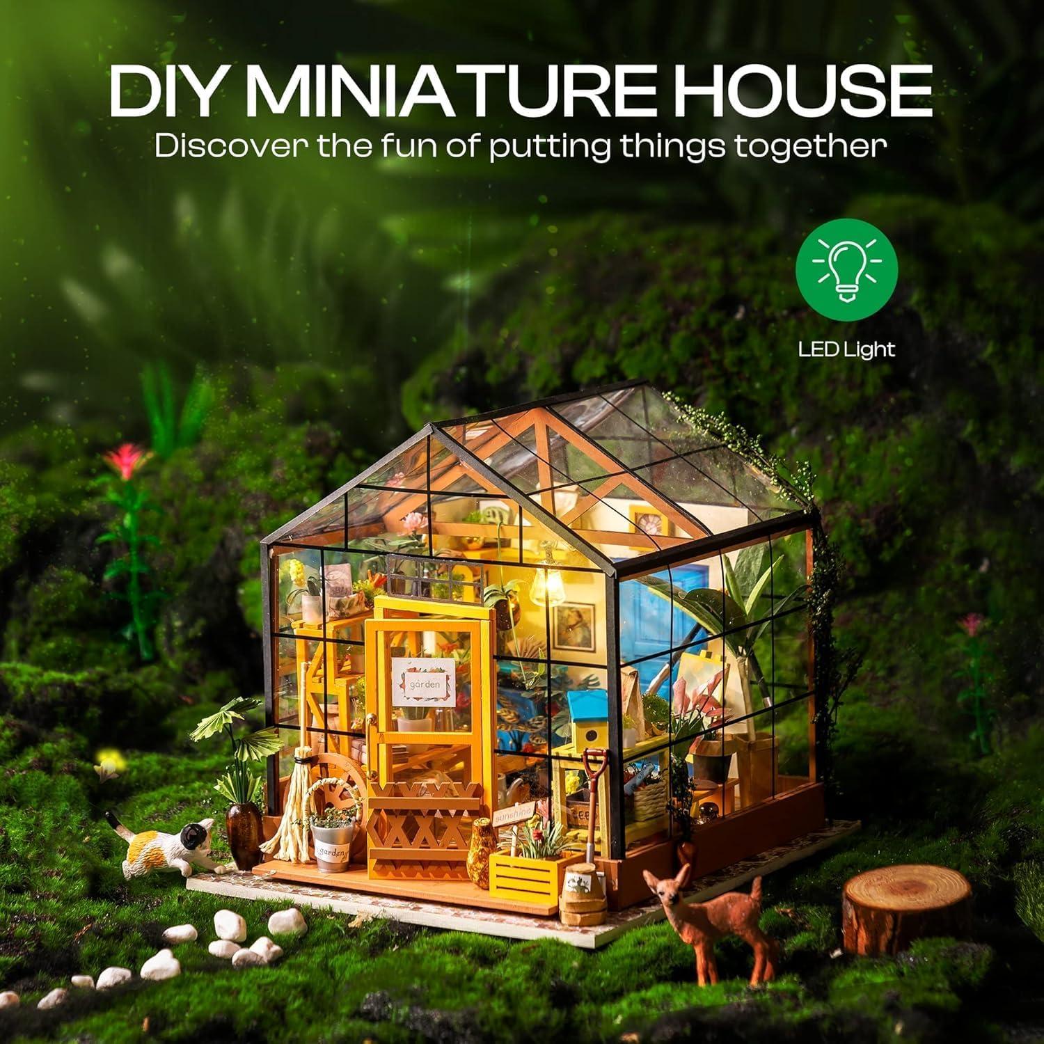 ROBOTIME Casa Miniatura DIY Verde con LED 19.5x17.5 cm