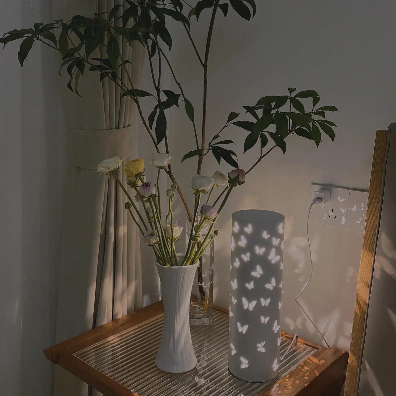 Lámpara de Noche Mariposa LED YIKEGE 20.5cm USB Rotatable