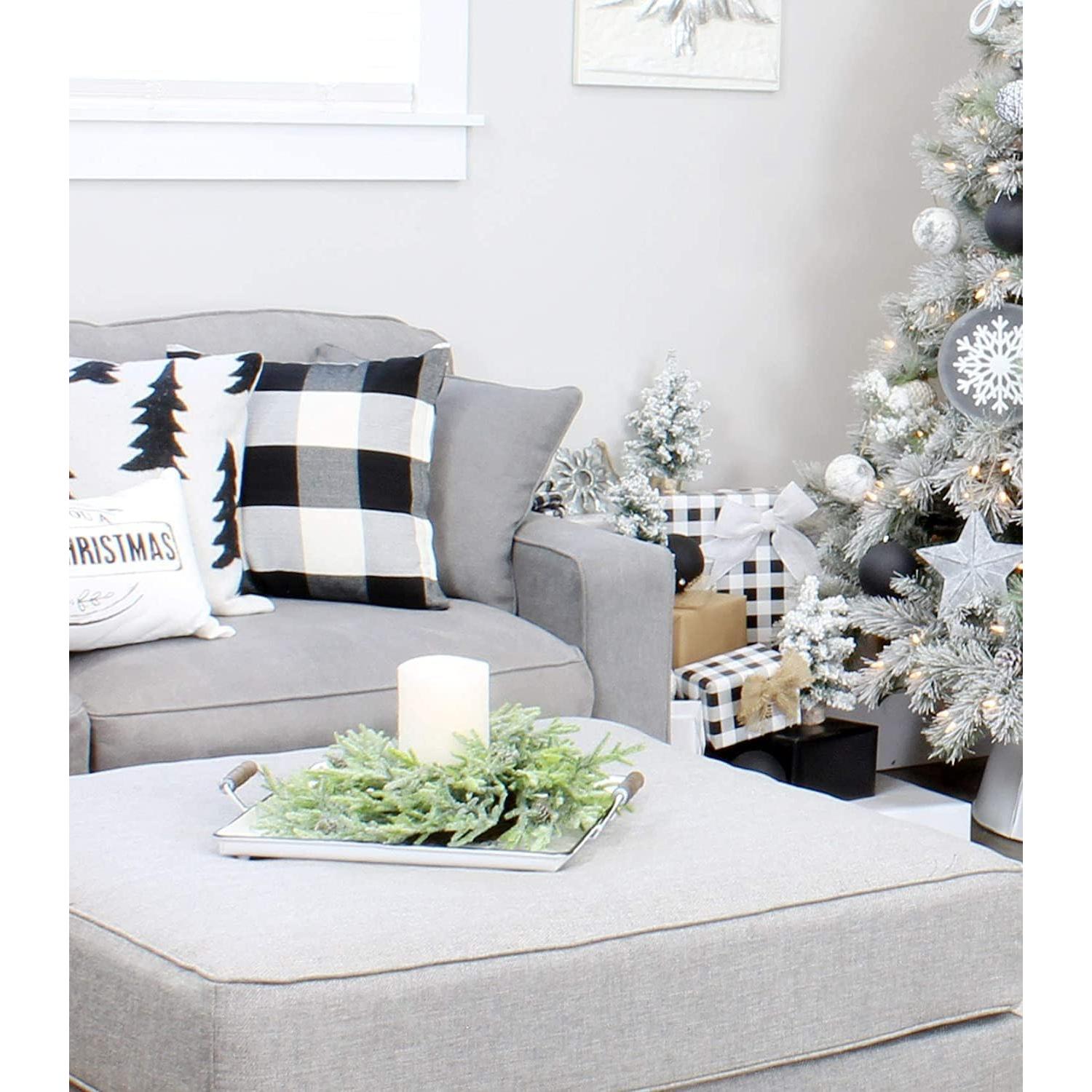 Corona Navideña Artificial AuldHome 38 cm con Piñas y Nieve