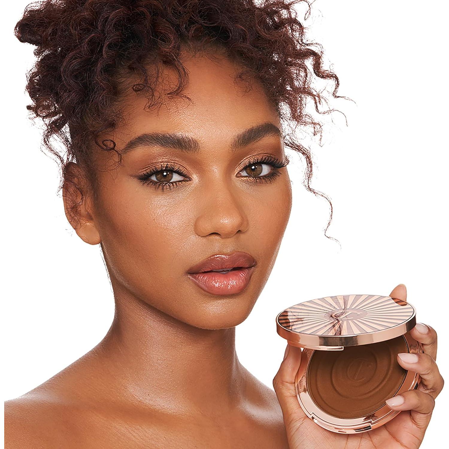 Crema Bronceadora Charlotte Tilbury 21g - Hidratante y Brillo