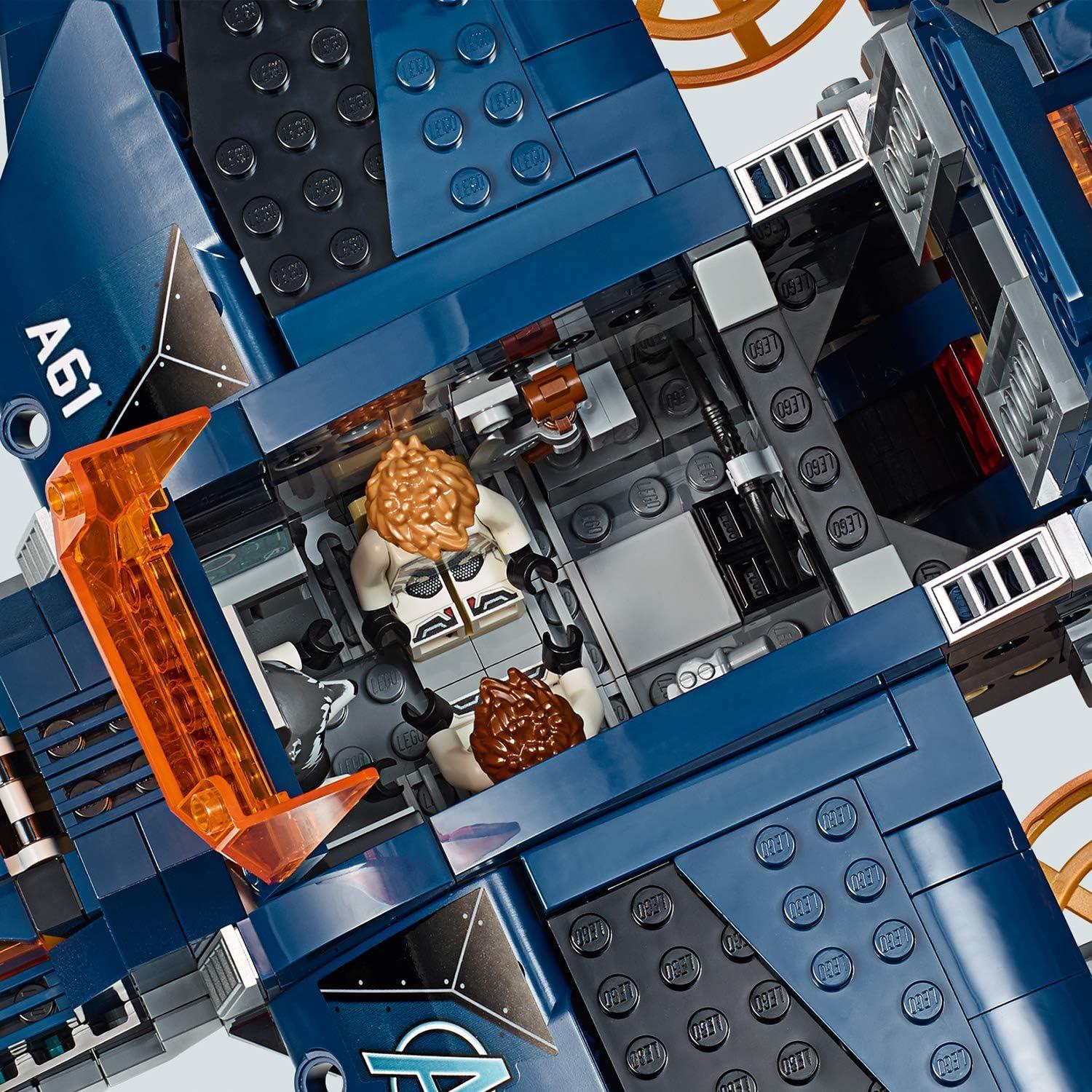 LEGO Quinjet Marvel 76126 con Black Widow y Thor