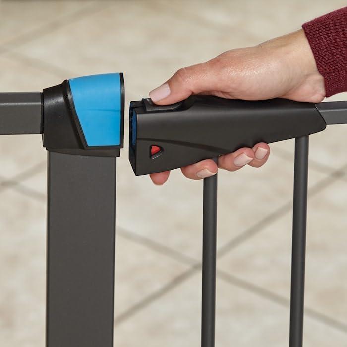 Puerta para mascotas MidWest 73.66 cm con tiras fosforescentes