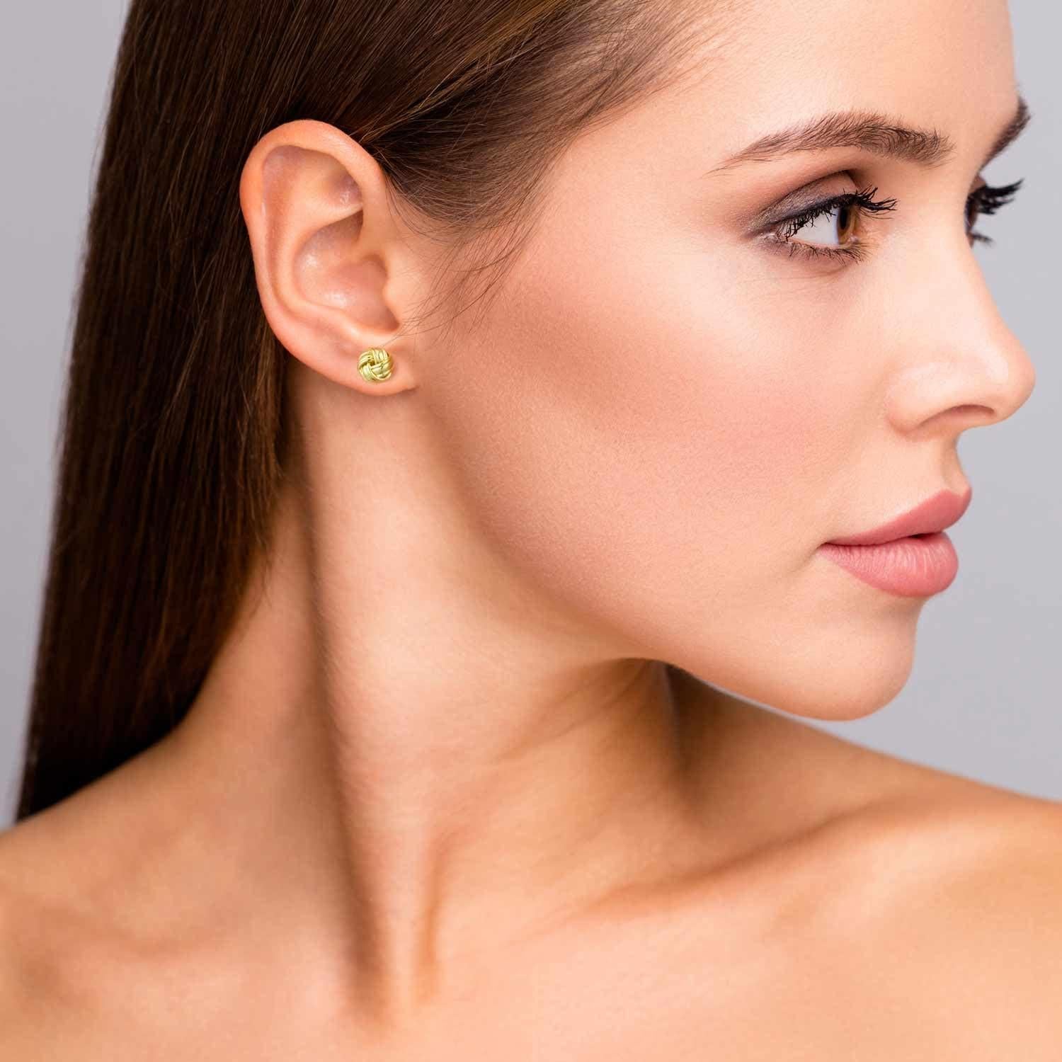 Pendientes de Stud de Oro 14K para Mujeres Nudo Redondo