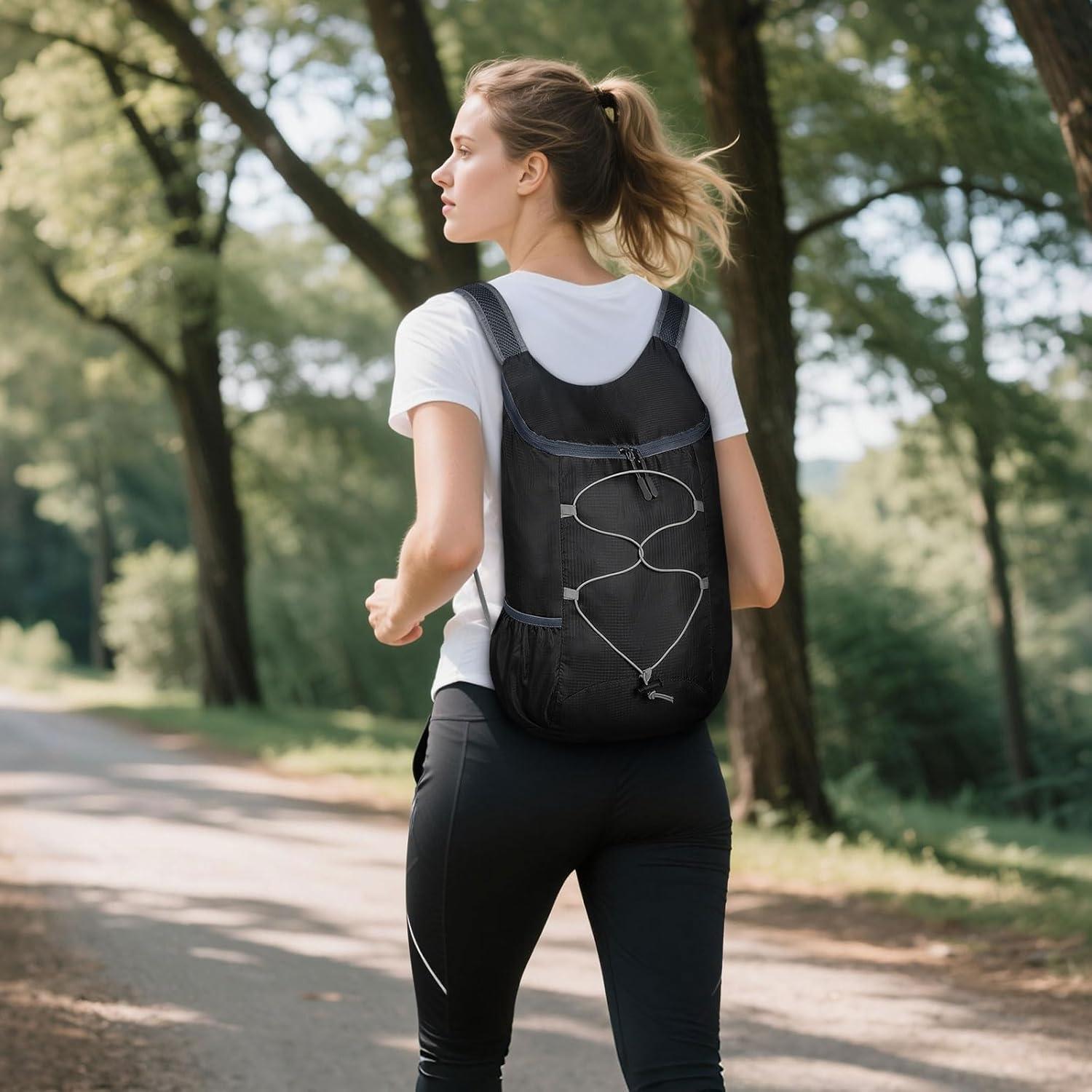 Mochila de Senderismo Plegable 20L SUIKIHUM Negra Ligera