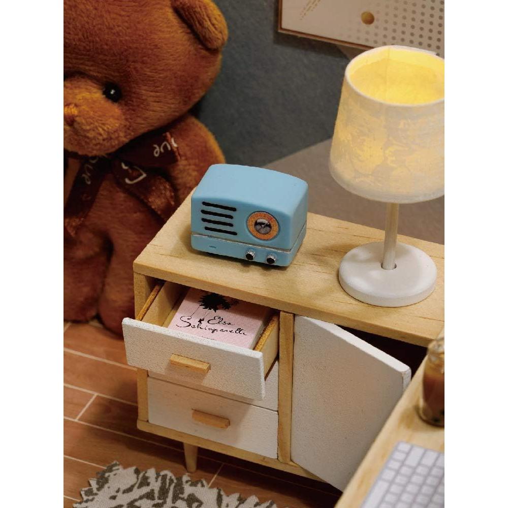 Kit Casa de Muñecas Flever Estudio Soleado DIY con Muebles