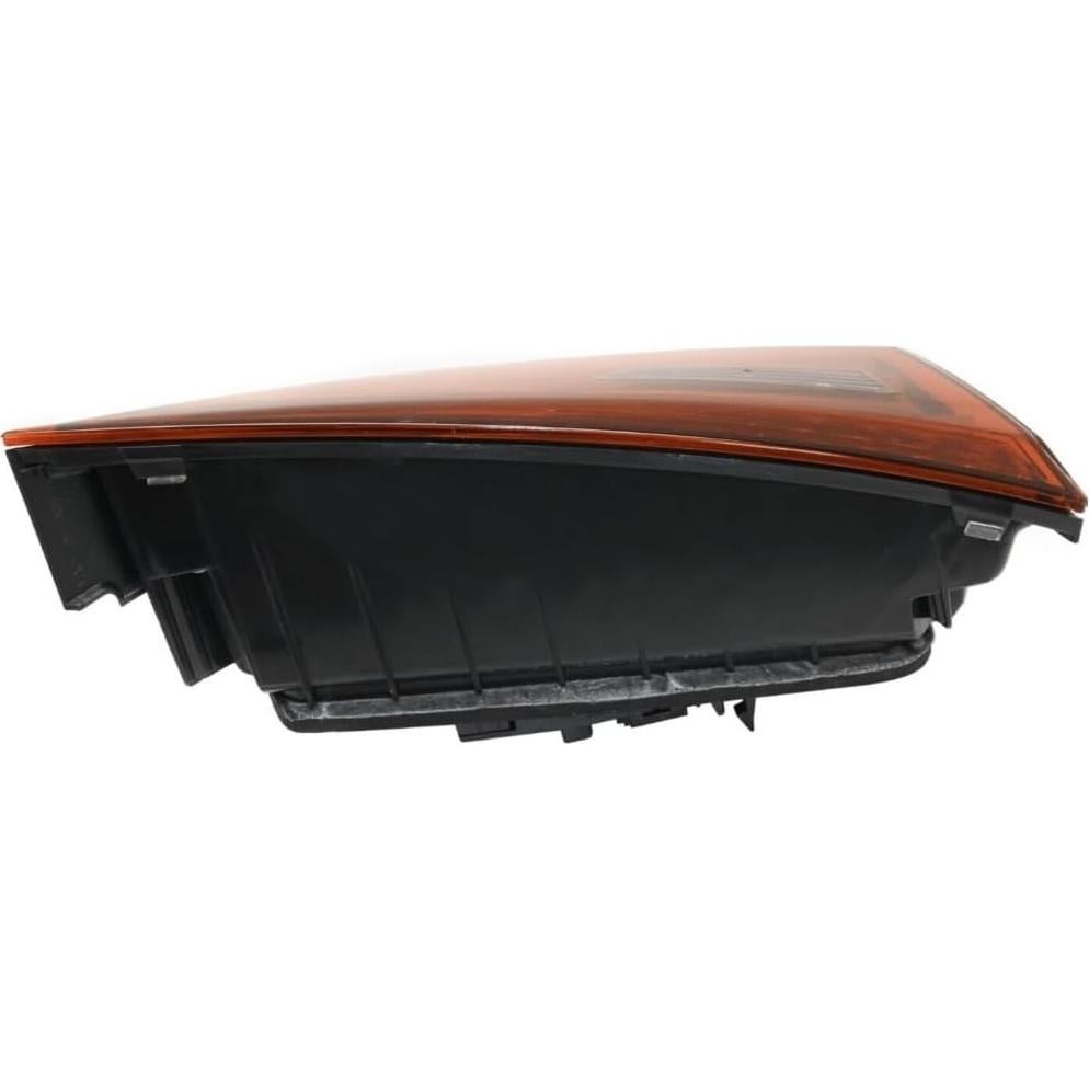 Luz Trasera Izquierda Audi A3/S3 2015-2016 con Bombillas