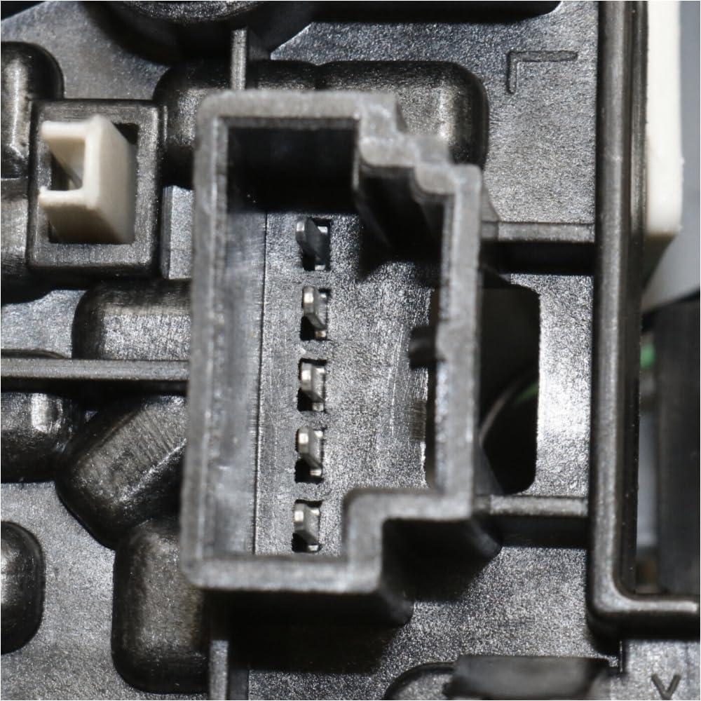 Luz Trasera Izquierda Audi A3/S3 2015-2016 con Bombillas