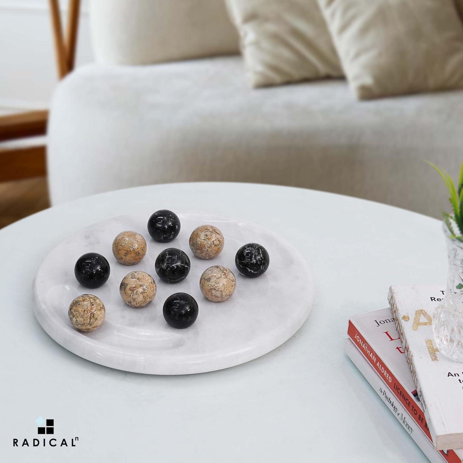 Juego de Tres en Raya de Mármol Radicaln 25.4 cm Negro y Coral