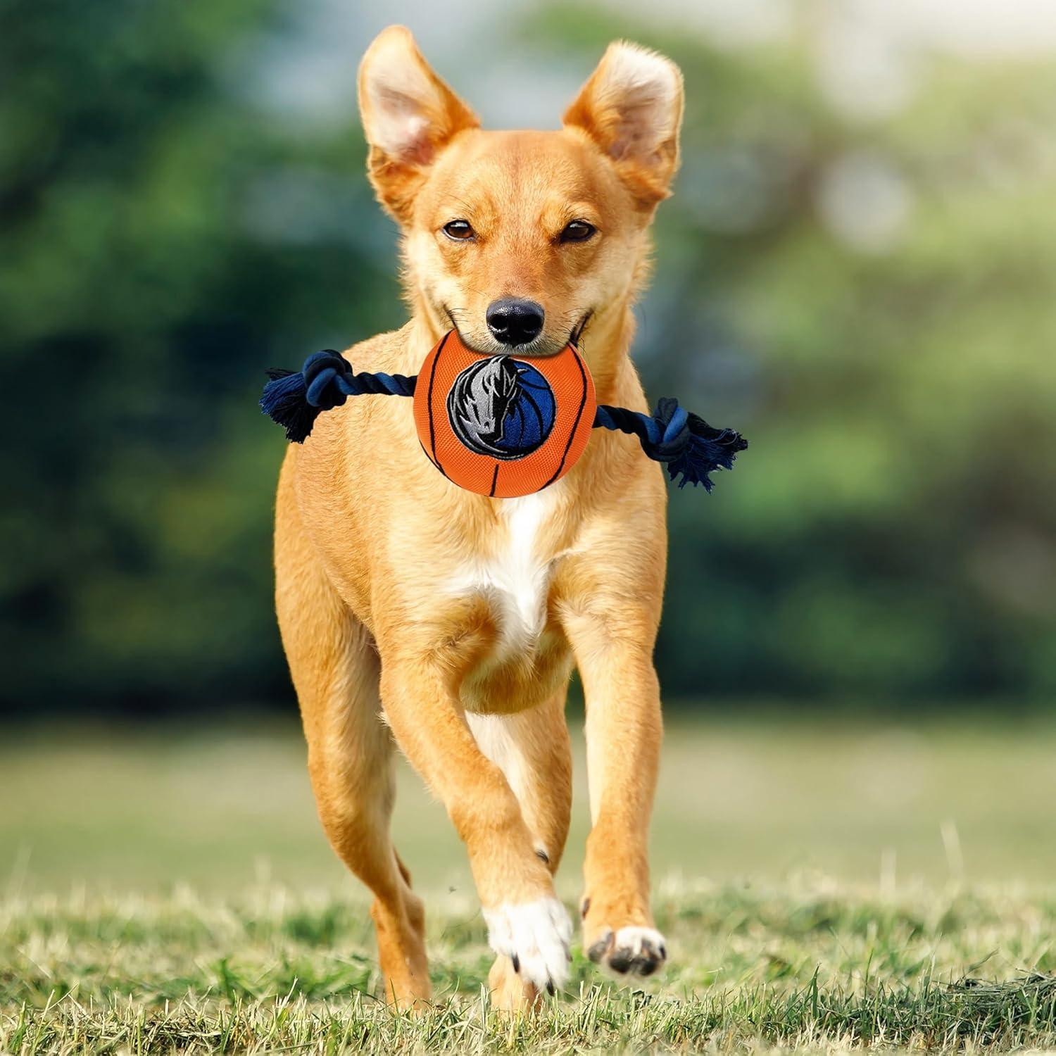Juguete para mascotas NBA Dallas Mavericks con cuerda y squeaker