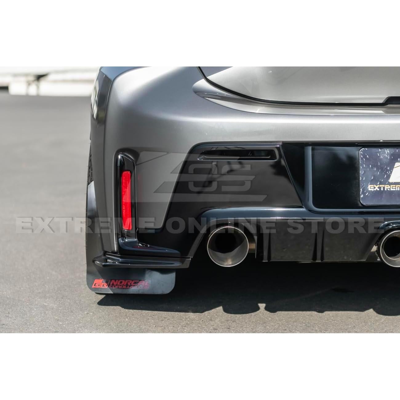 Divisor de Labio Frontal Toyota E210 GR Corolla 2023-2024