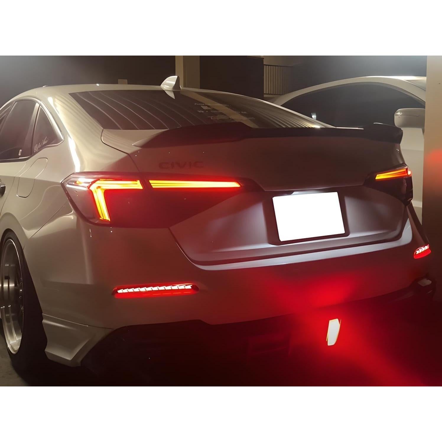 Luces LED Reflectoras Traseras iJDMTOY para Honda Civic 2022+