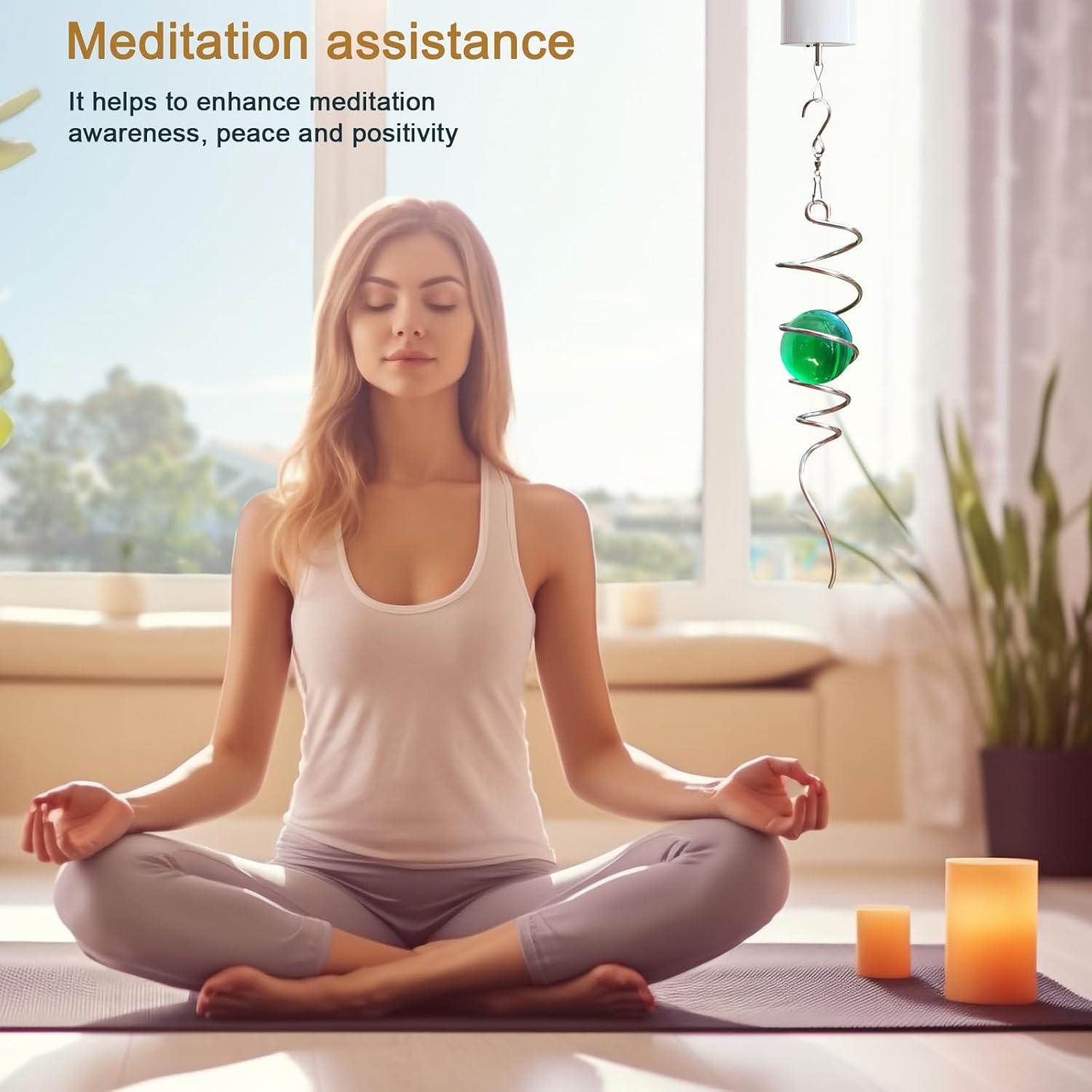 Cola Espiral Eiryhope con Esfera de Vidrio Verde 33 cm