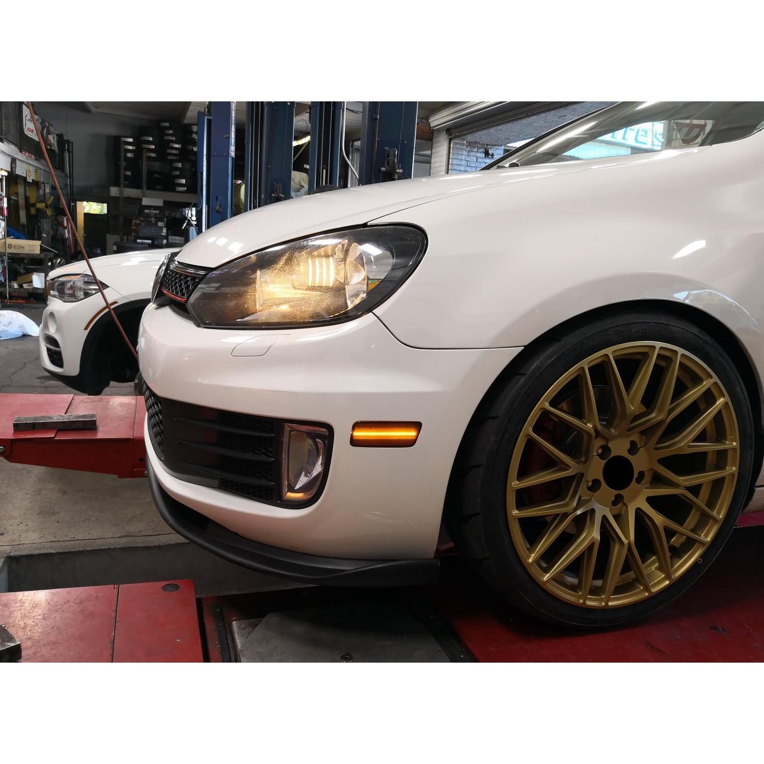 Kit Luz Marcador Lateral LED iJDMTOY Ahumado Ámbar VW GTI 2010-2014