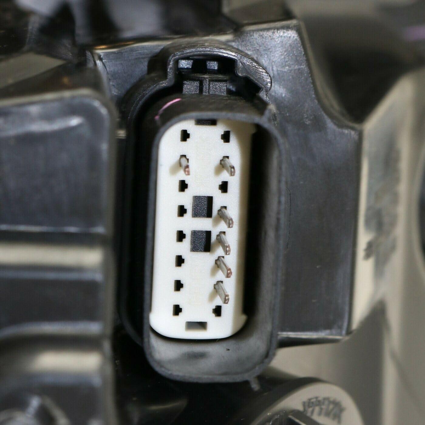 Faro Derecho para Ford Fiesta 2014-2018 Lente Clara