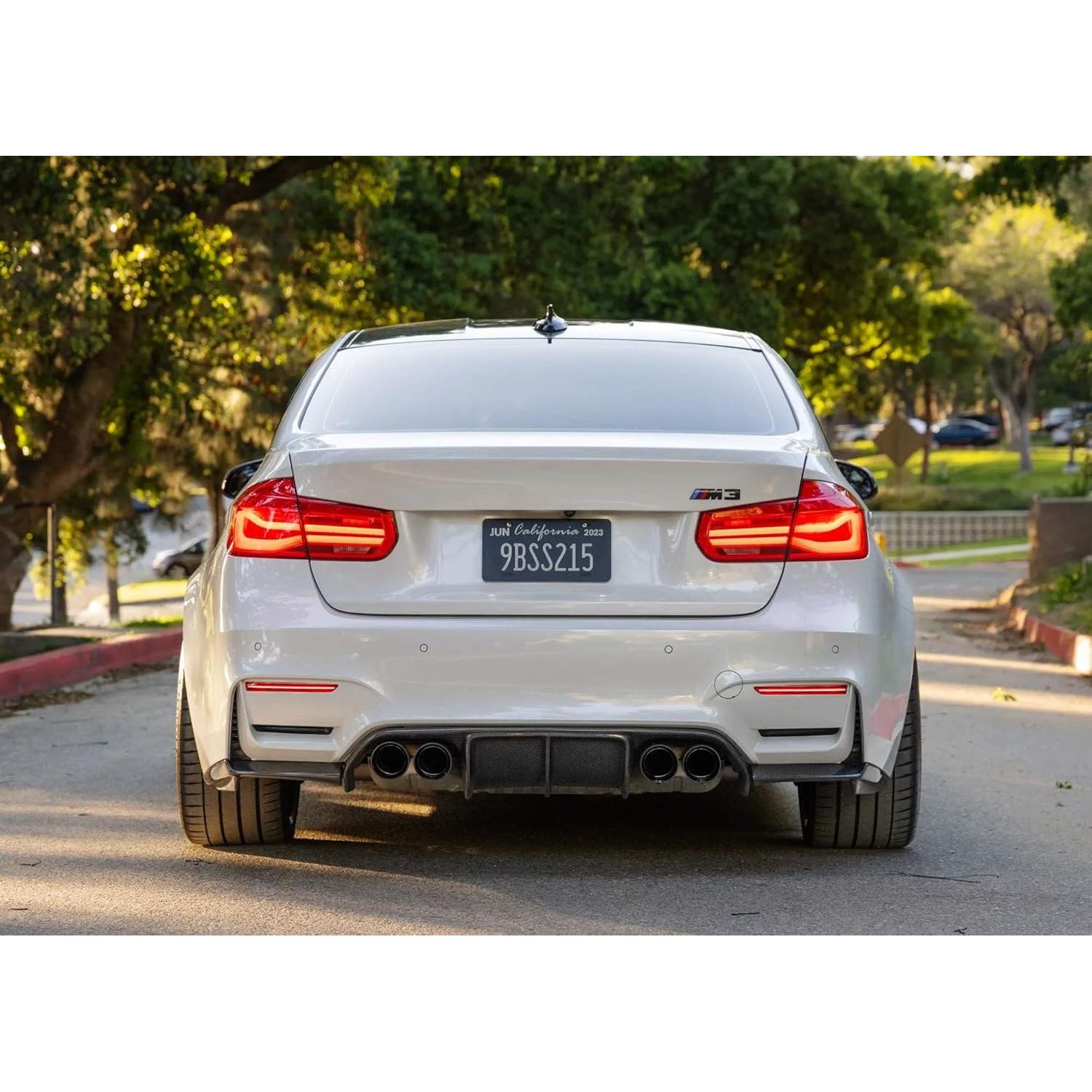 Luz Reflectora LED iJDMTOY Roja para Parachoques BMW M3 M4